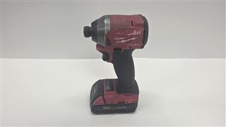 MILWAUKEE TOOLS 2853-20 WITH BATTERY AND CHARGER